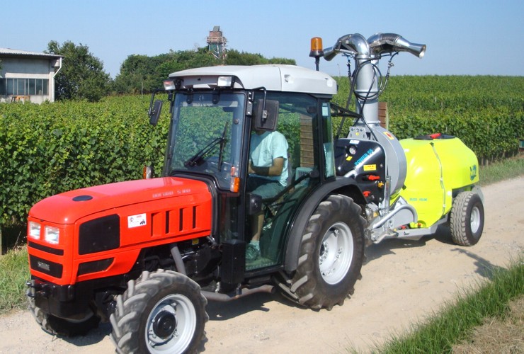 Sprayer-Espalier vineyards-Articulated-Power 55lt 1000 - Lt 1500 - Lt 2000