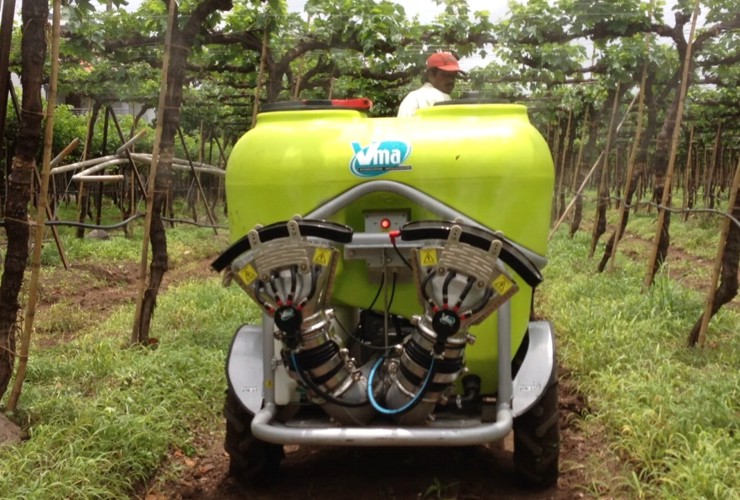 Sprayer-Canopied vineyards-Trailed -Nm 300 - 400